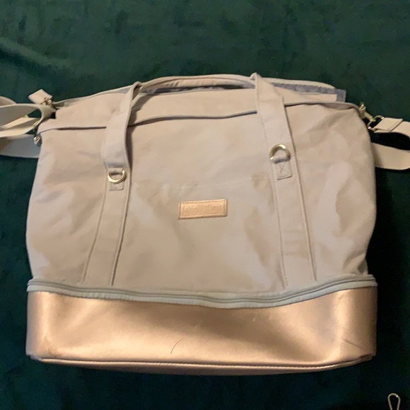 Latched Mama Handbags - Latched Mama Diaper/pumping bag